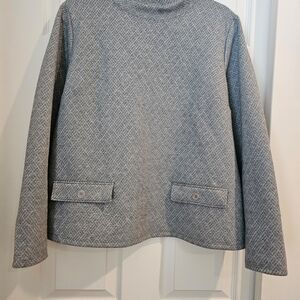 Liz Claiborne Gray Patterned Top
